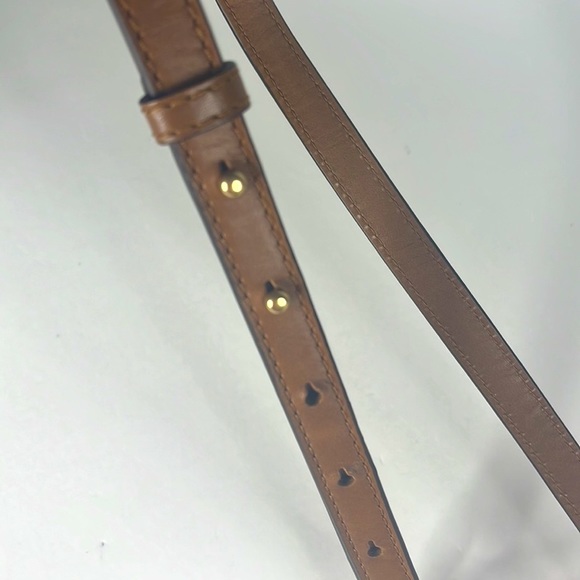 MICHAEL KORS SIGNATURE CROSSBODY MESSENGER BAG - Picture 4 of 9